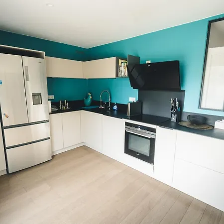 Holiday home Superbe Maison - Piscine - Proche Gare Valence (Drome)